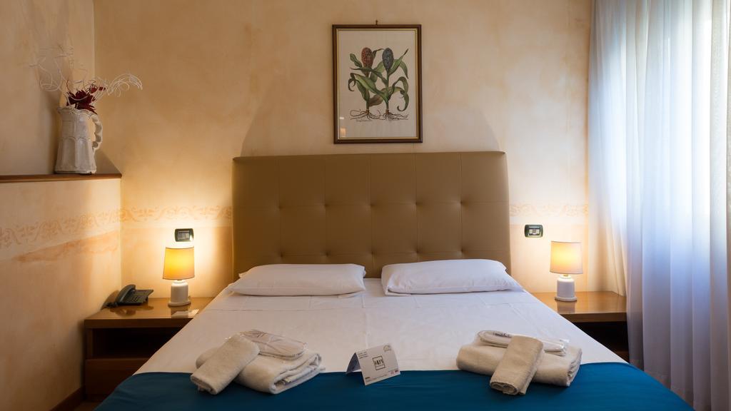 Hotel Lombardia Μιλάνο Εξωτερικό φωτογραφία